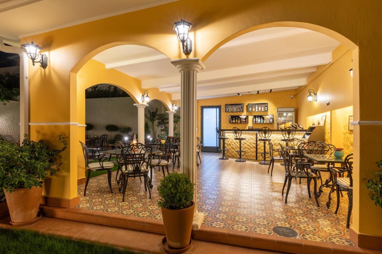 Motif Hotel Çeşme Exterior photo